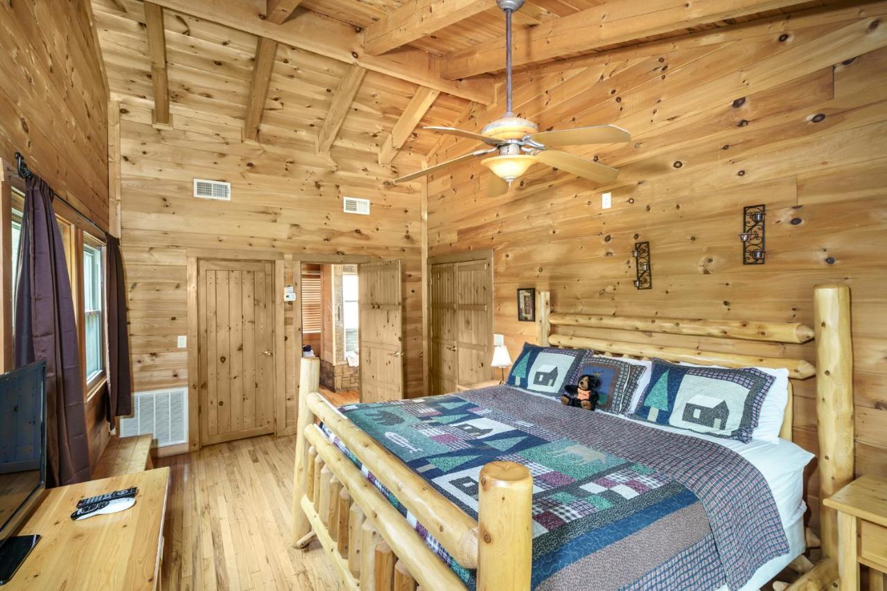 Glori'S Retreat, Game Room, 1089 Of Free Attraction Tickets For Each Paid Day, Dollywood And More Pigeon Forge Exterior photo